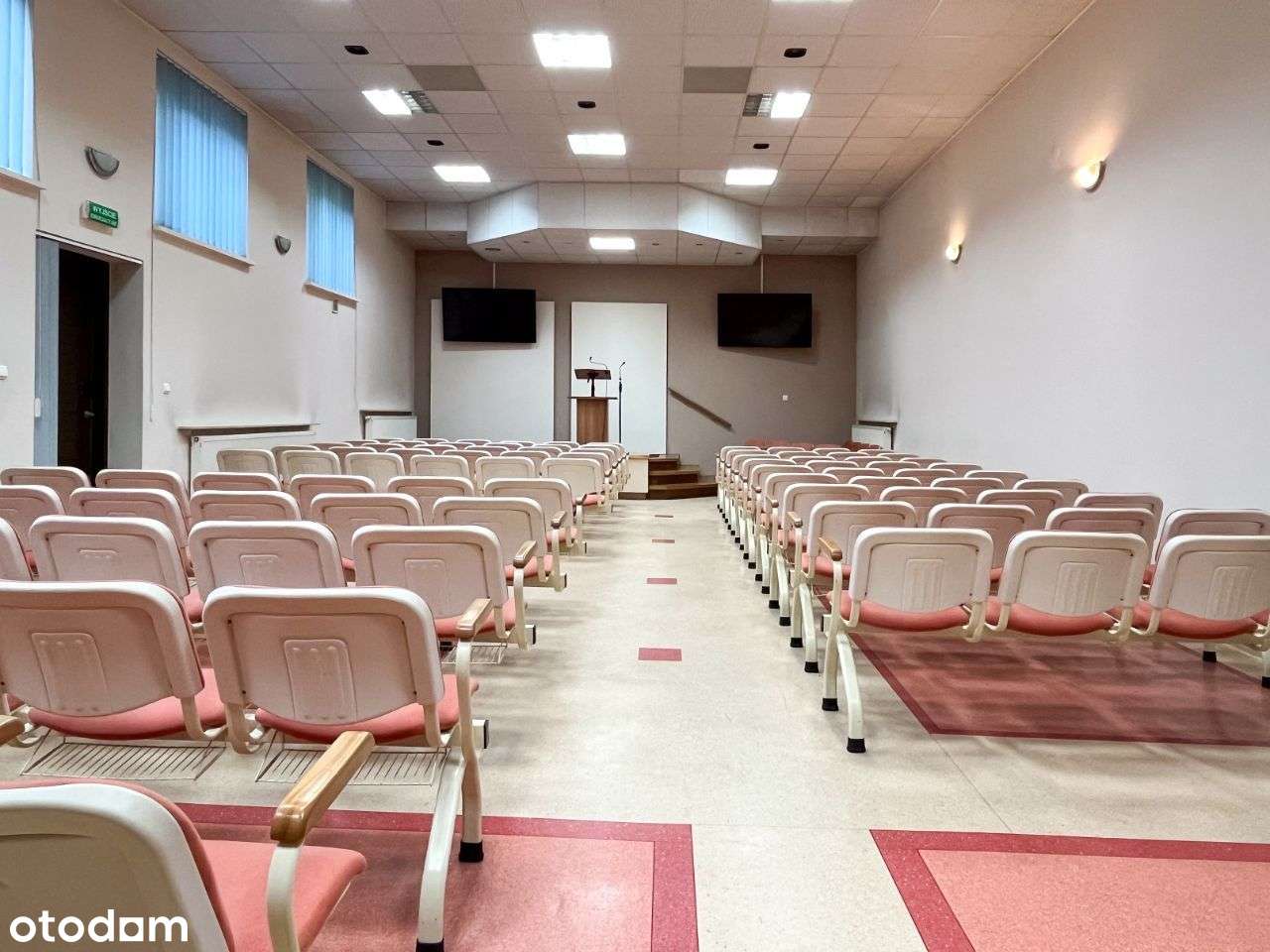 Dom z funkcją usługową – 352 mkw.-1