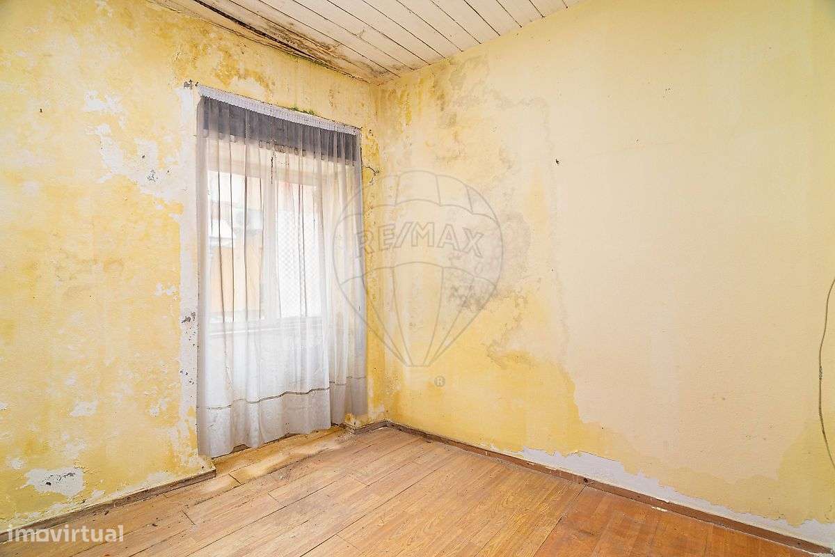 Moradia T2 para venda-5