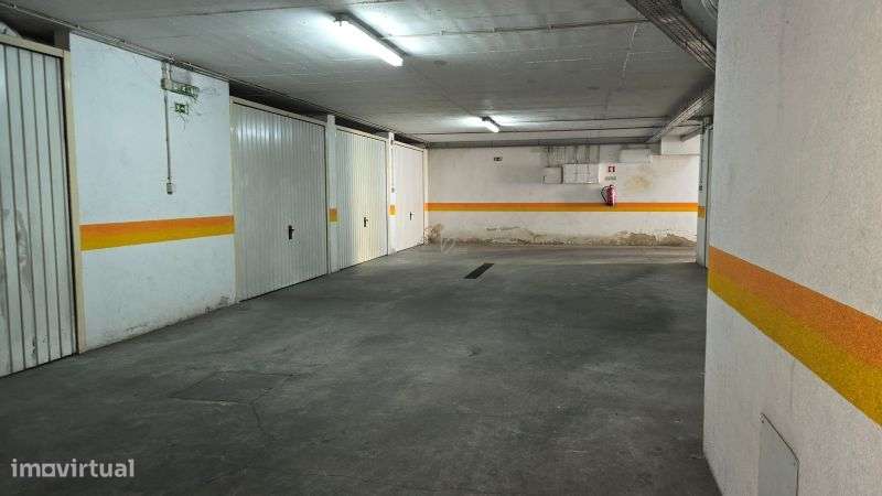 T2 com Terraço, Garagem e arrecadação-34