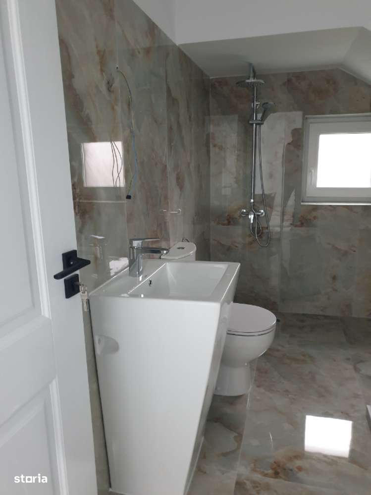 IASI - Valea Lupului - Casa cu 5 camere parter + etaj - INTABULATA-15