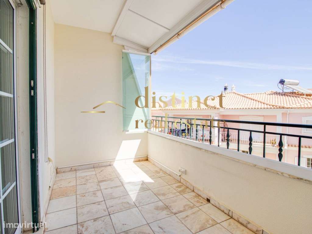 Moradia T2+1 Geminada com Garagem, Piscina, Terraço e BBQ-8