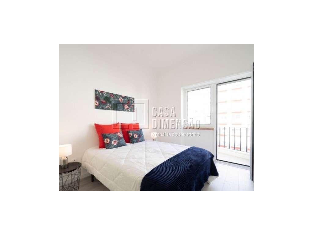 Apartamento de tipologia T2 com varanda, mobilado e equipado em Ben...-22