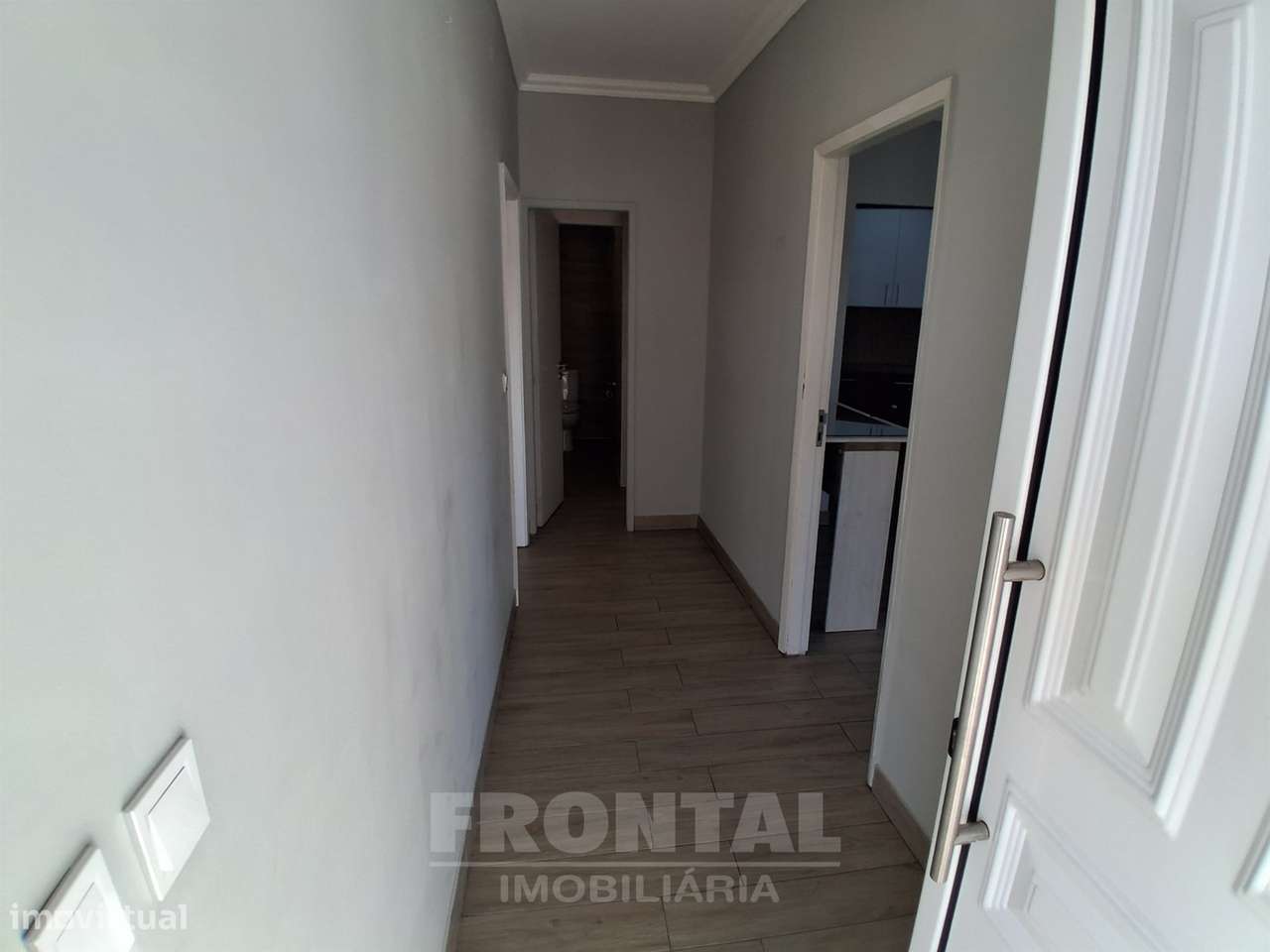 Andar Moradia T3 Renovado com Garagem | São Cosme, Gondomar-5