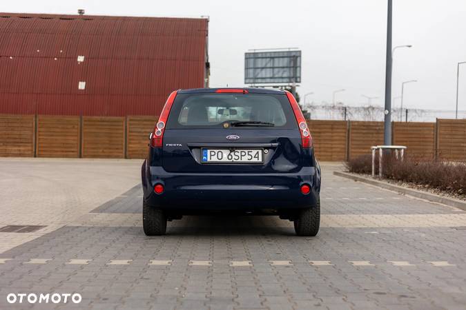 Ford Fiesta 1.3 - 5