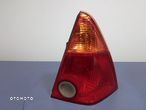 DAIHATSU YRV LAMPA TYŁ PRAWA TYLNA - 1