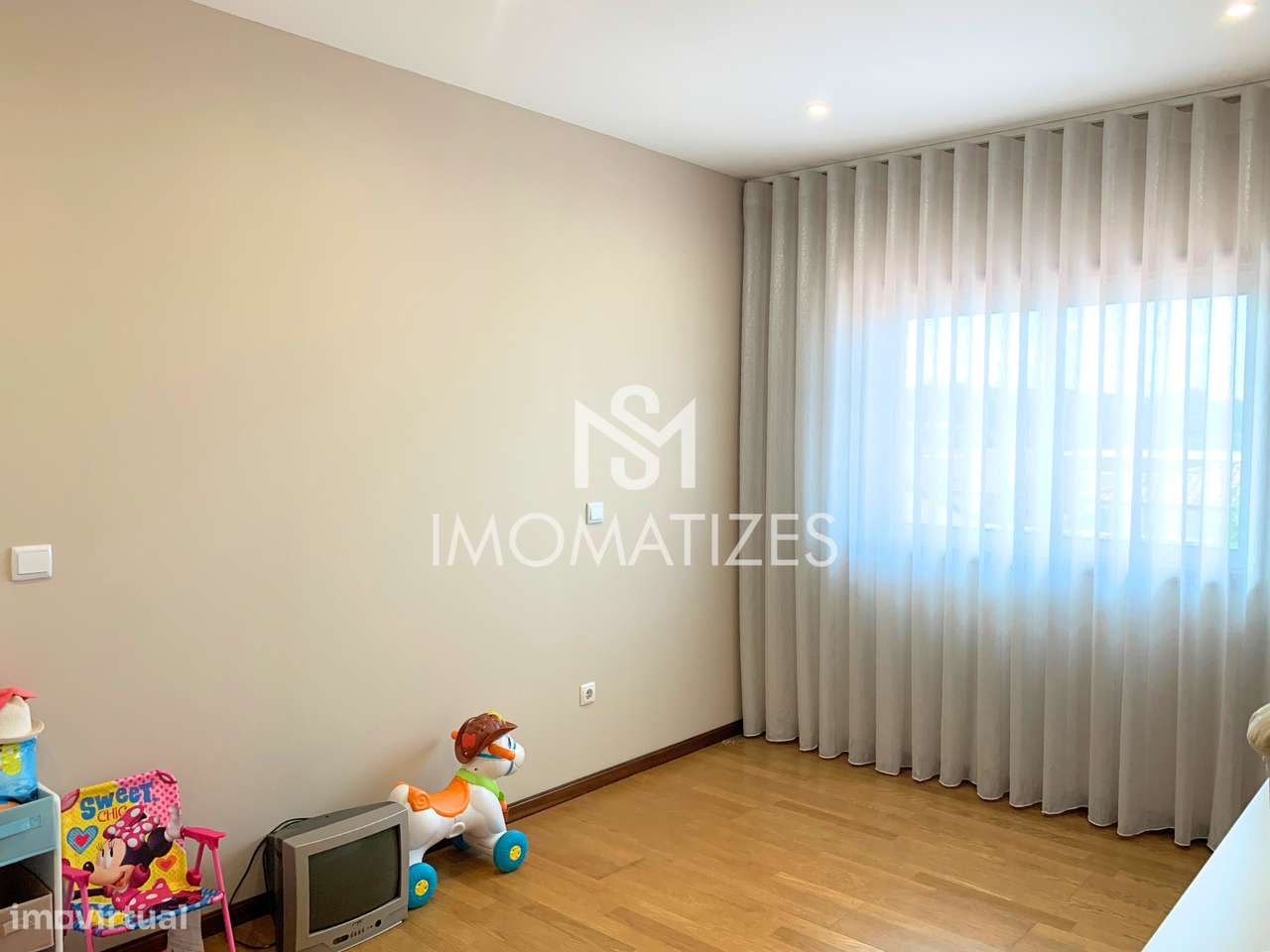 Moradia T5 em Remodelação na Trofa - Zona da Abelheira-24