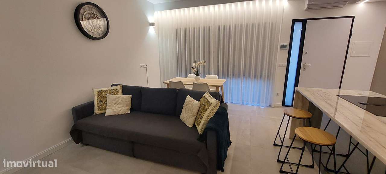 Apartamento totalmente remodelado, com um quarto em Loulé - Grande imagem: 4/13