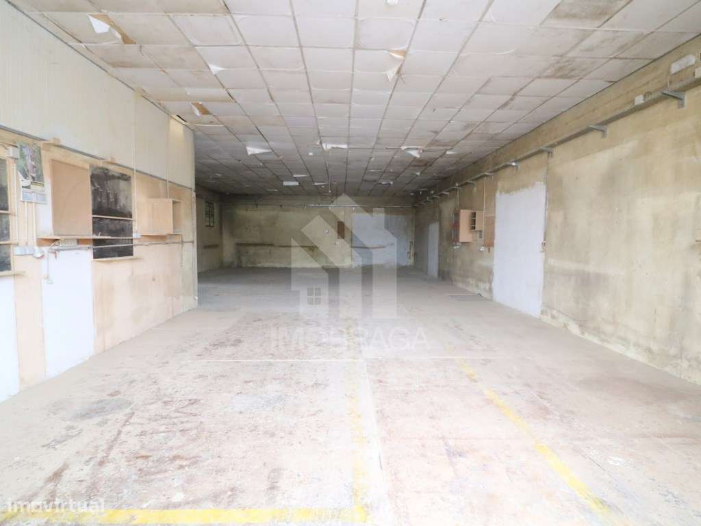 Arrendamento de Armazém - Centro de Amares - Grande imagem: 4/15