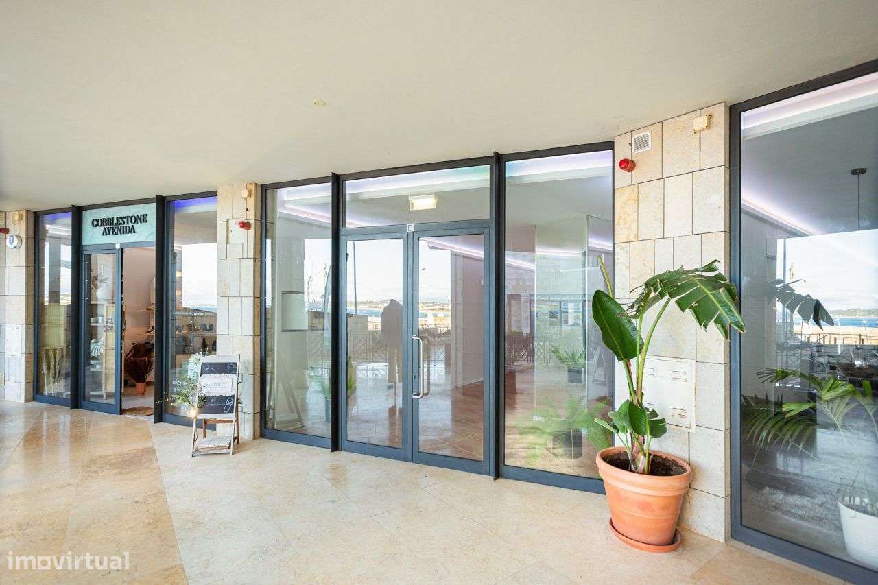 Vende-se loja com vista mar, em Lagos - Algarve - Oportunidade - Grande imagem: 5/44