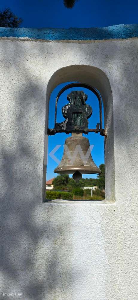 Quinta T4 junto à Serra da Arrábida, com terreno de 2,95 Ha - Grande imagem: 2/60