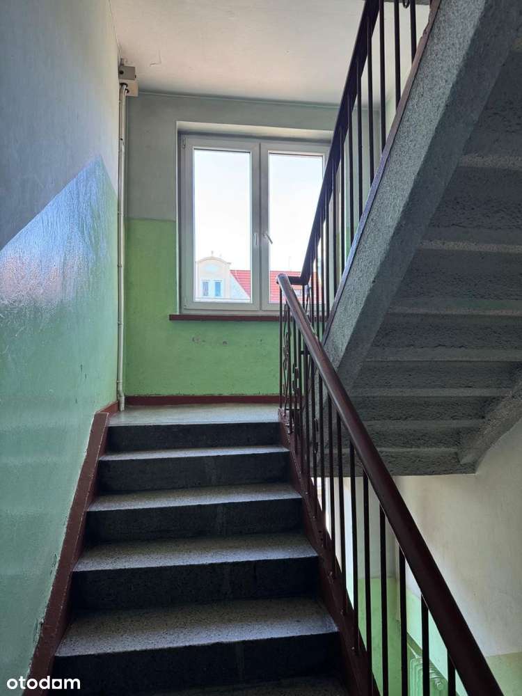 Mieszkanie 2 pok. do remontu ul. Wyszyńskiego-8