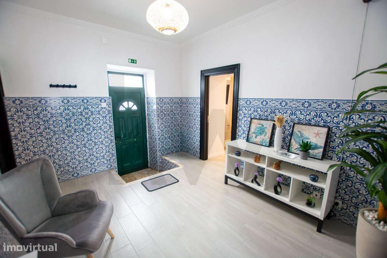 Moradia T5 Remodelada com Licença AL e Mobília Incluída no Centro de P - Grande imagem: 5/37