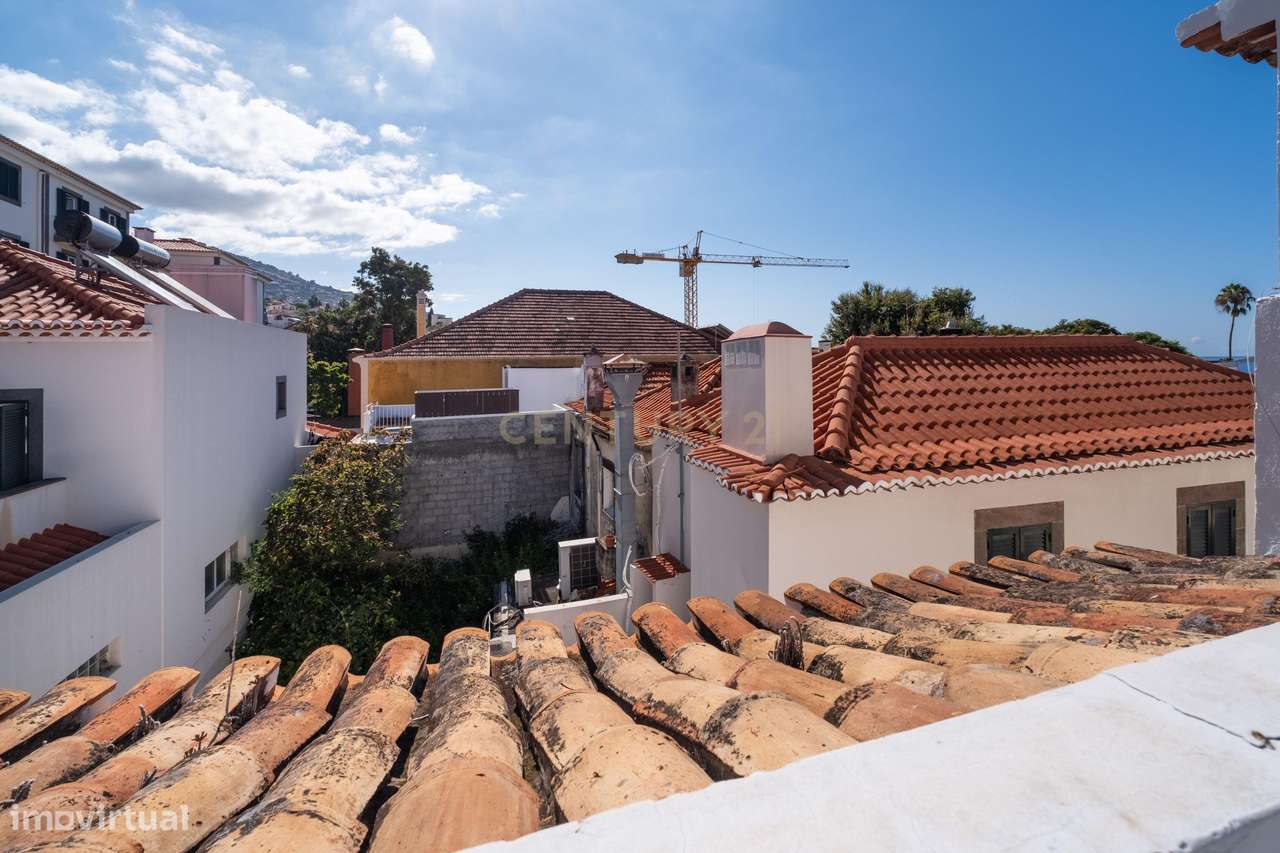 Prédio na Zona Velha do Funchal – Oportunidade de Investimento-45