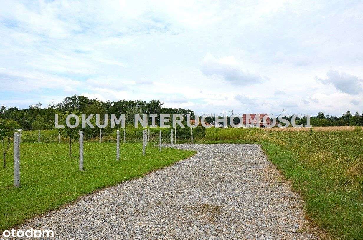 Działka Budowlana W Spokojnym Rejonie Miasta. - Pełny obrazek: 2/7