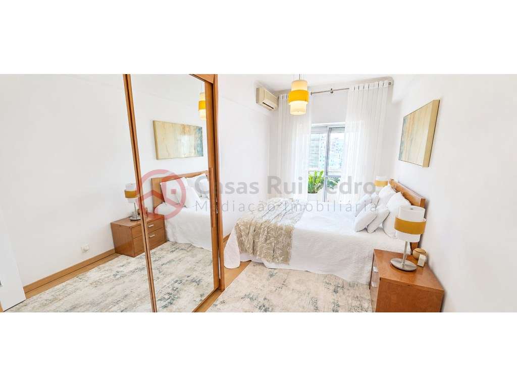 Apartamento T2 Remodelado em 2015 com Excelentes Áreas e Localizaçã...-25