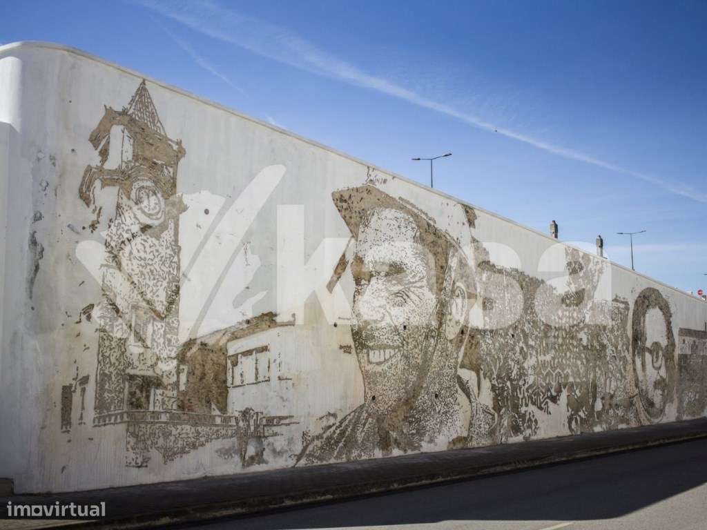 Viva no Coração do Barreiro - T3 Duplex Moderno e Funcional-12