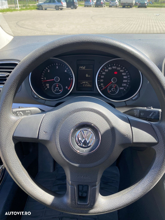 Volkswagen Golf 1.6 TDI DPF Trendline - 5