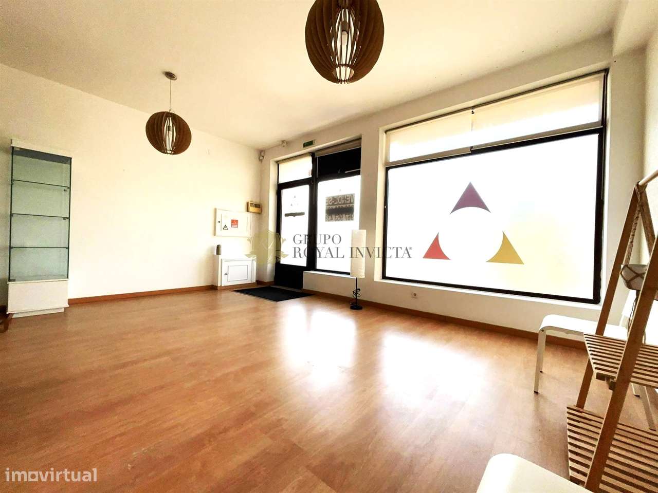 Loja com Potencial de Transformação em Habitação | Baguim do Monte – V - Grande imagem: 4/15