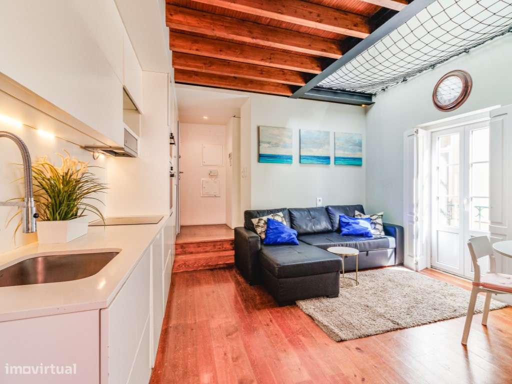 Exclusivo: Magnífico Loft T1+1 quase novo em Alfama! - Grande imagem: 3/11