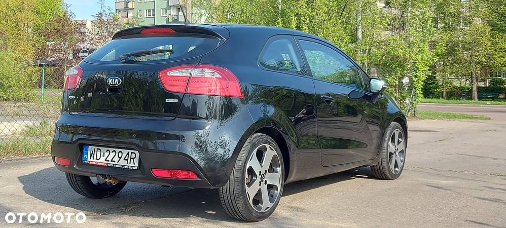 Kia Rio 1.4 CRDI Spirit - 8