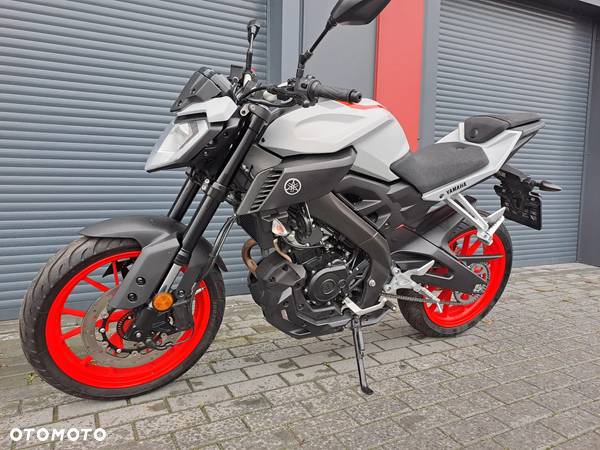 Yamaha MT - 4