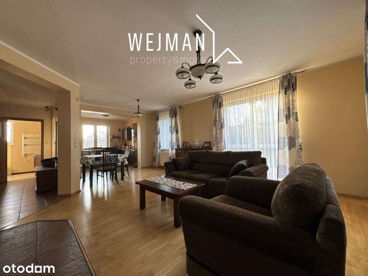 Przytulny i kameralny dom z zadbanym ogrodem-11