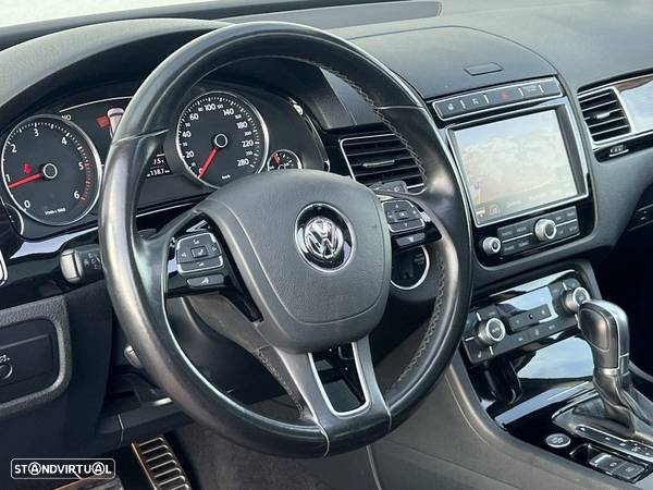 VW Touareg 3.0 TDI V6 Executive Edition - 5
