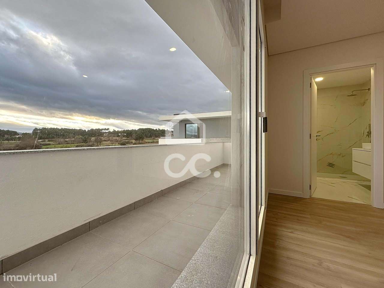 Moradia Nova T3, Moderna, com Luz Natural e Localização Estratégica ,-9