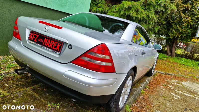 Mercedes-Benz SLK - 16