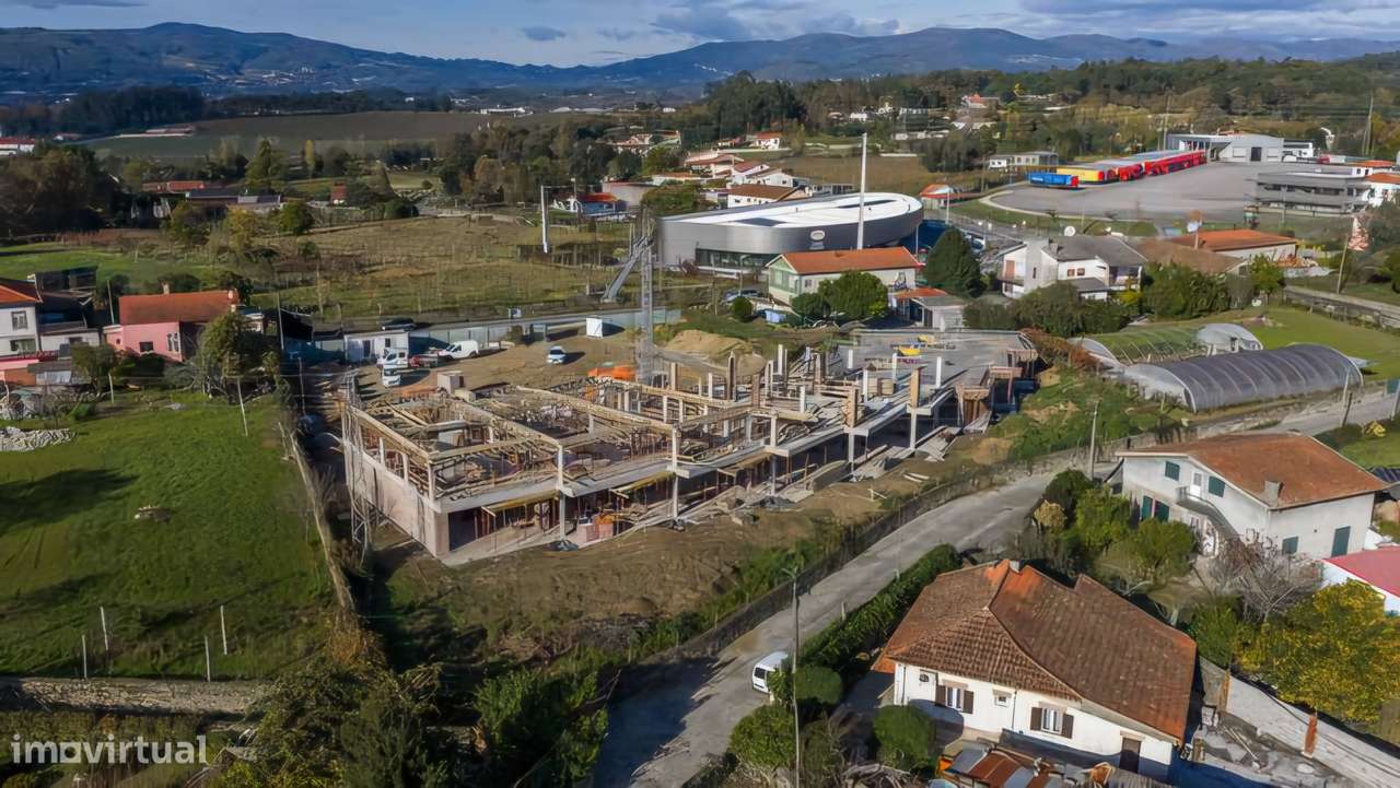 Moradia de Luxo T3 condomínio privado em Rendufe Amares-37