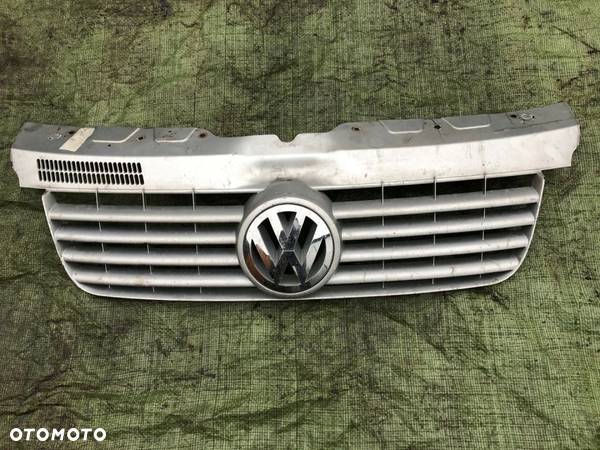 VW T5 GRILL ATRAPA CHŁODNICY SREBNA - 1