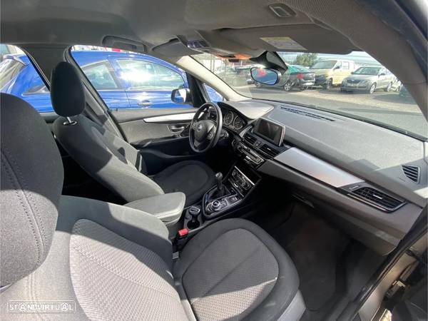 BMW 216 Active Tourer d Advantage - 19