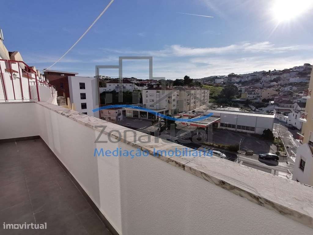 Apartamento T3 Duplex com parqueamento 2 carros - Alenquer-30