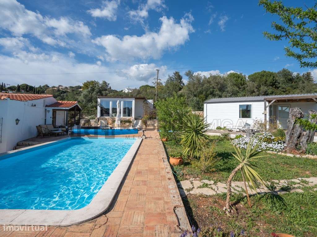 Moradia térrea de 3 quartos e piscina-54