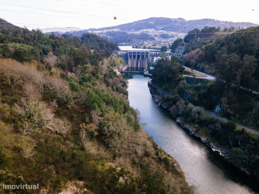 Quinta com vista sobre o Rio Tâmega e Rio Douro. - Grande imagem: 2/60