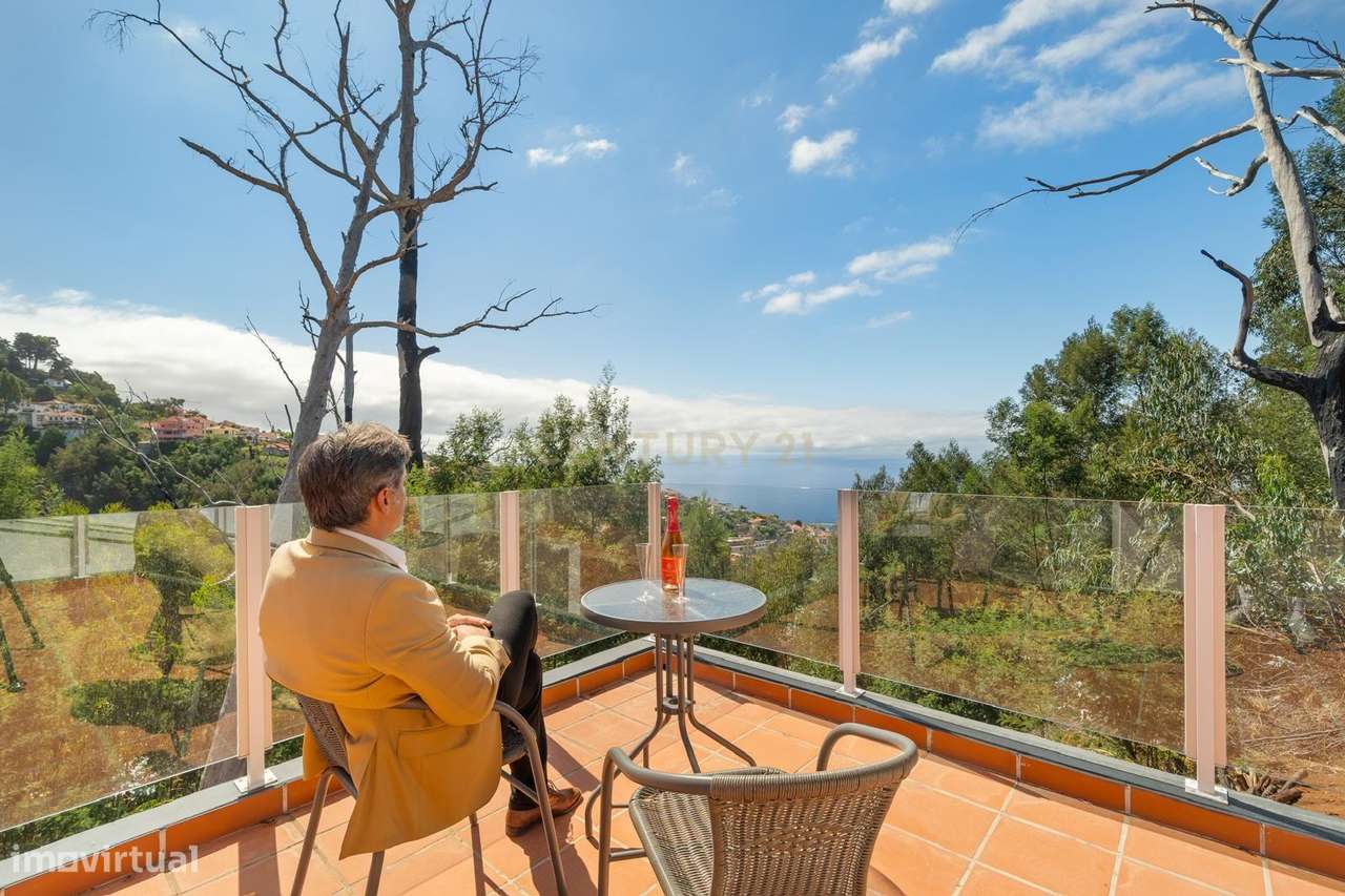 Oportunidade Única - Casa T2 - Renovada -  Funchal - Ilha da Madeira-24