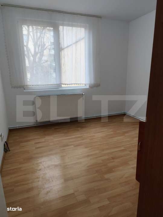 Apartament de vanzare, cu 2 camere, 40 mp utili, zona Carpati 1 - Imagine principală: 2/6