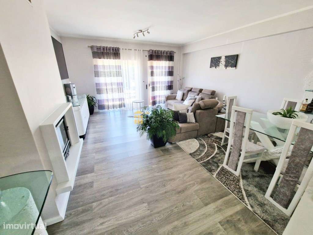 Apartamento T3 c/ Terraço e L. Garagem | Rio Tinto-4