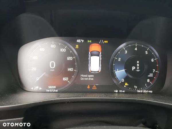 Volvo XC 40 T5 AWD Momentum - 12