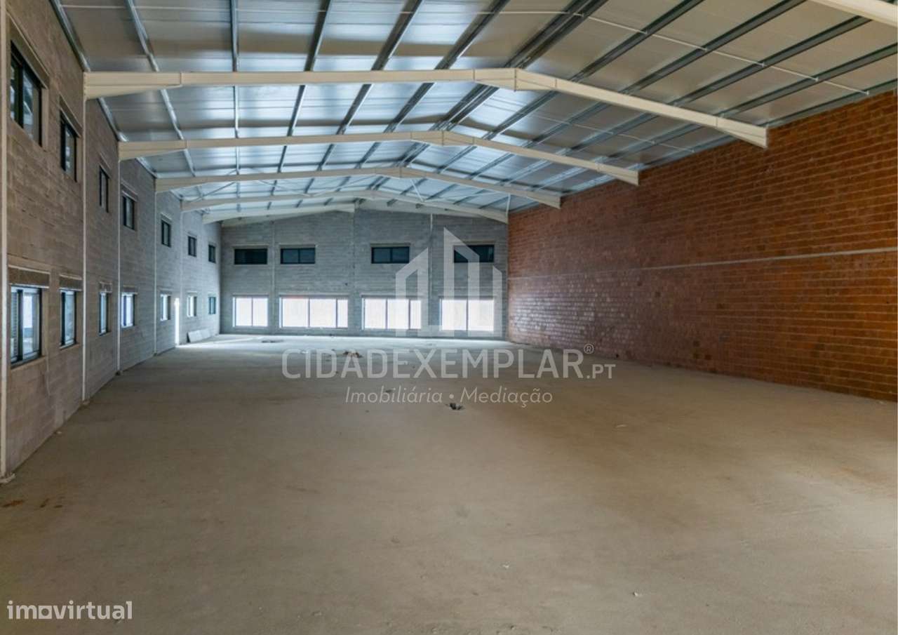 Incrível Pavilhão Industrial Novo em Macieira, Lousada - Grande imagem: 3/9