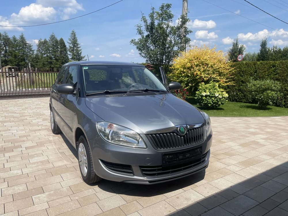 Skoda Fabia II (2007-2014) 1.2 12V Family Plus 2013