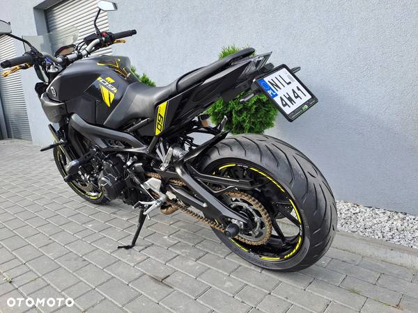 Yamaha MT - 7