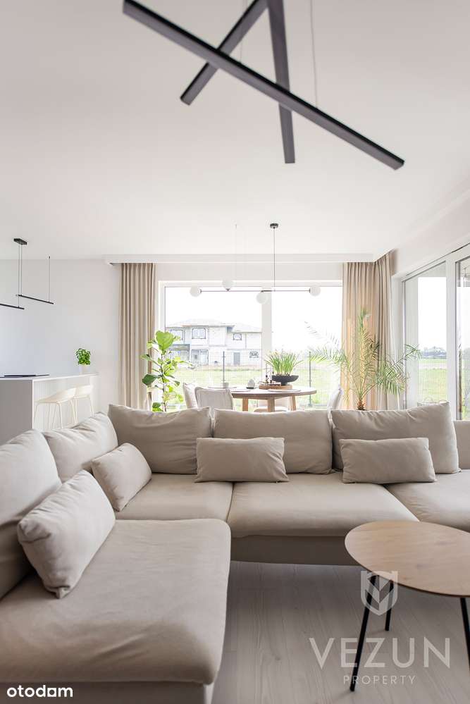 Dom parterowy o pow. 202 mkw,  pokoje, WYSOKI STANDARD-4