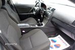 Toyota Avensis 2.0 D-4D Premium - 11