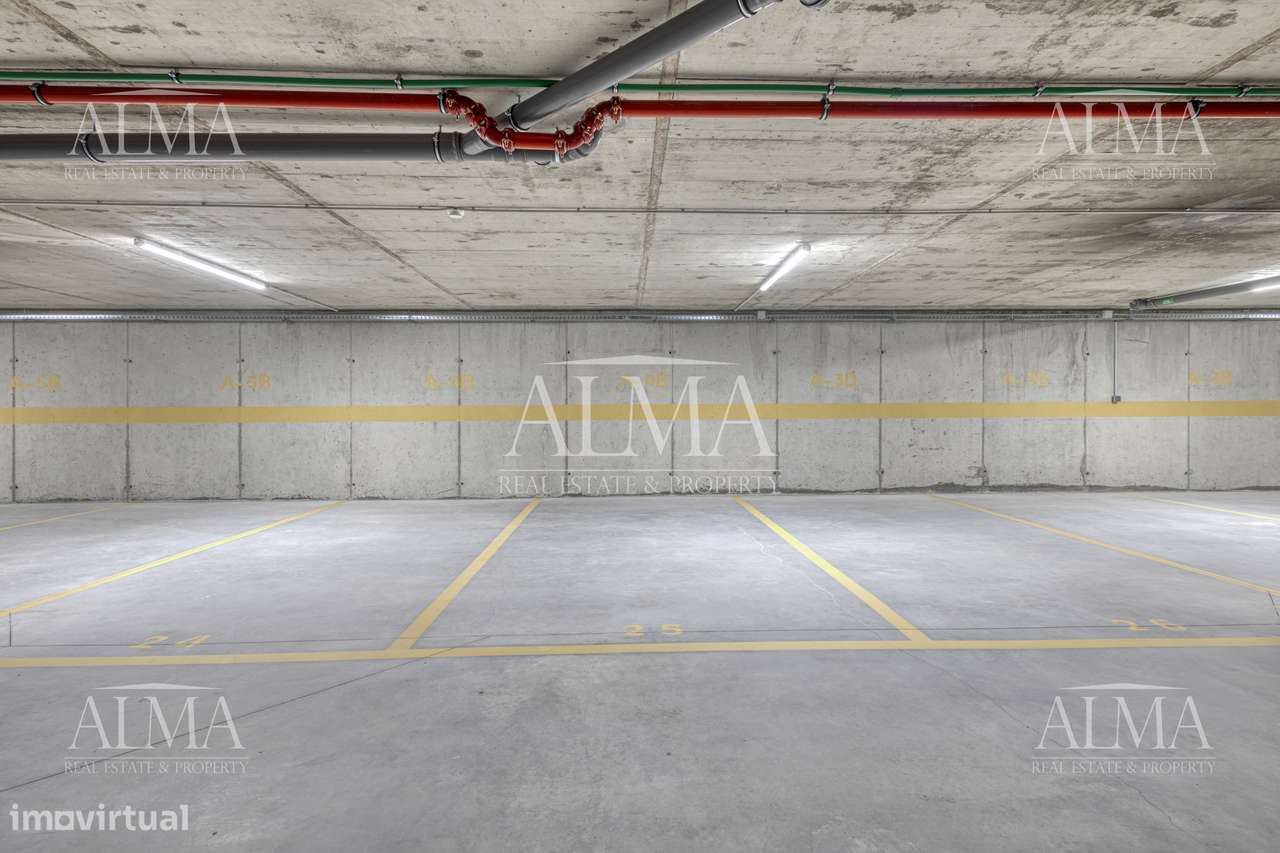 Apartamento T4 novo  na Senhora do Porto-28