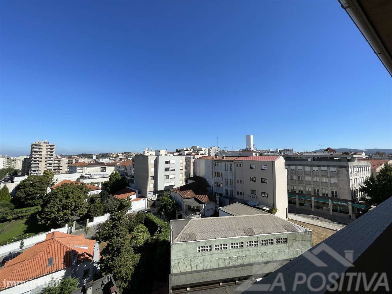Apartamento T6 Venda em São João da Madeira,São João da Madeira-33