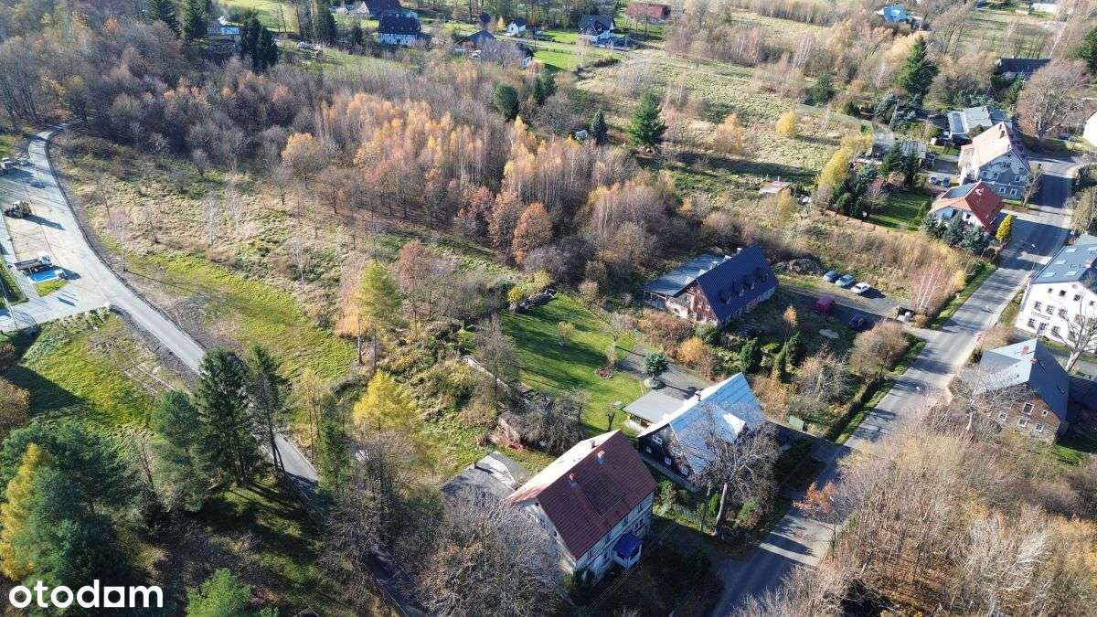 Dom z potencjałem przy nowym miejskim basenie - Pełny obrazek: 5/15