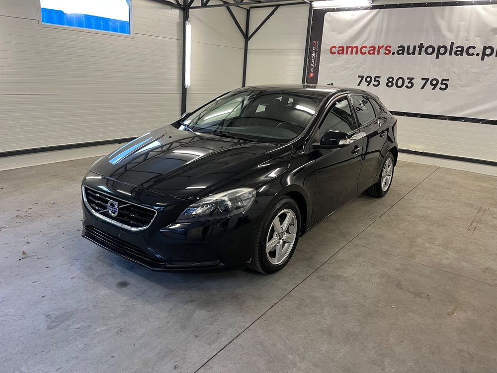 Volvo V40 II D2 2013