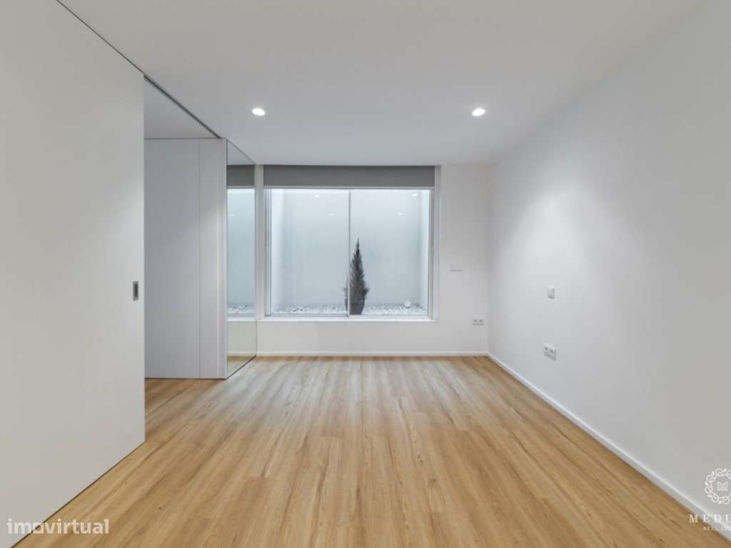Moradia T3 - Foz Velha - 150m do Rio Douro - Totalmente Remodelada-10