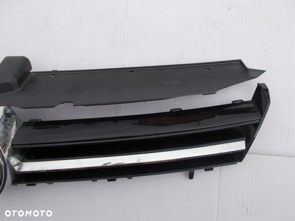 ATRAPA GRILL VW GOLF VII R-LINE 5G0853651T - 6